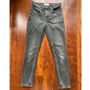 Everlane high rise jean in washed black